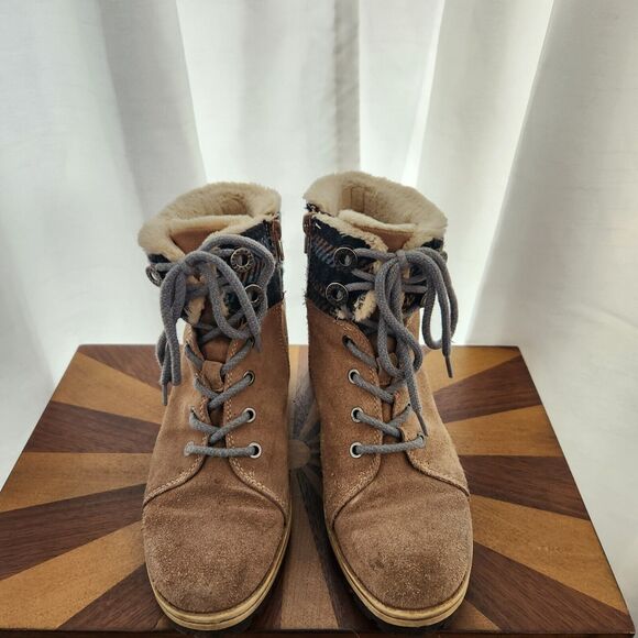 AK Sport Ankle Boots Womens US 8 Beige Suede Leather Faux Fur Warm Casual Lace - Picture 3 of 12